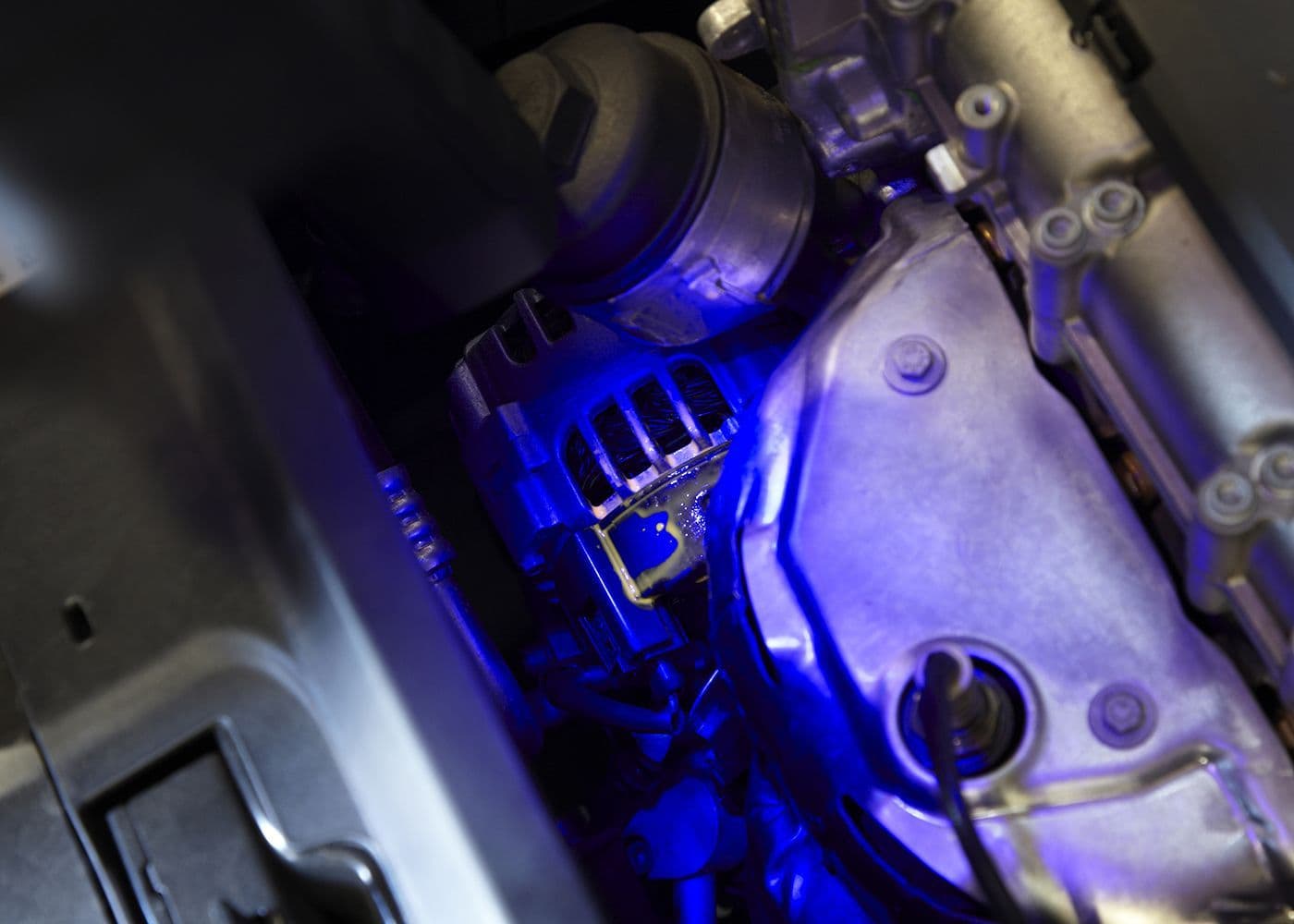 UV Leak Dye & Torch Kit For Oil & Fuel - Petrol & Diesel Leaks RLD4